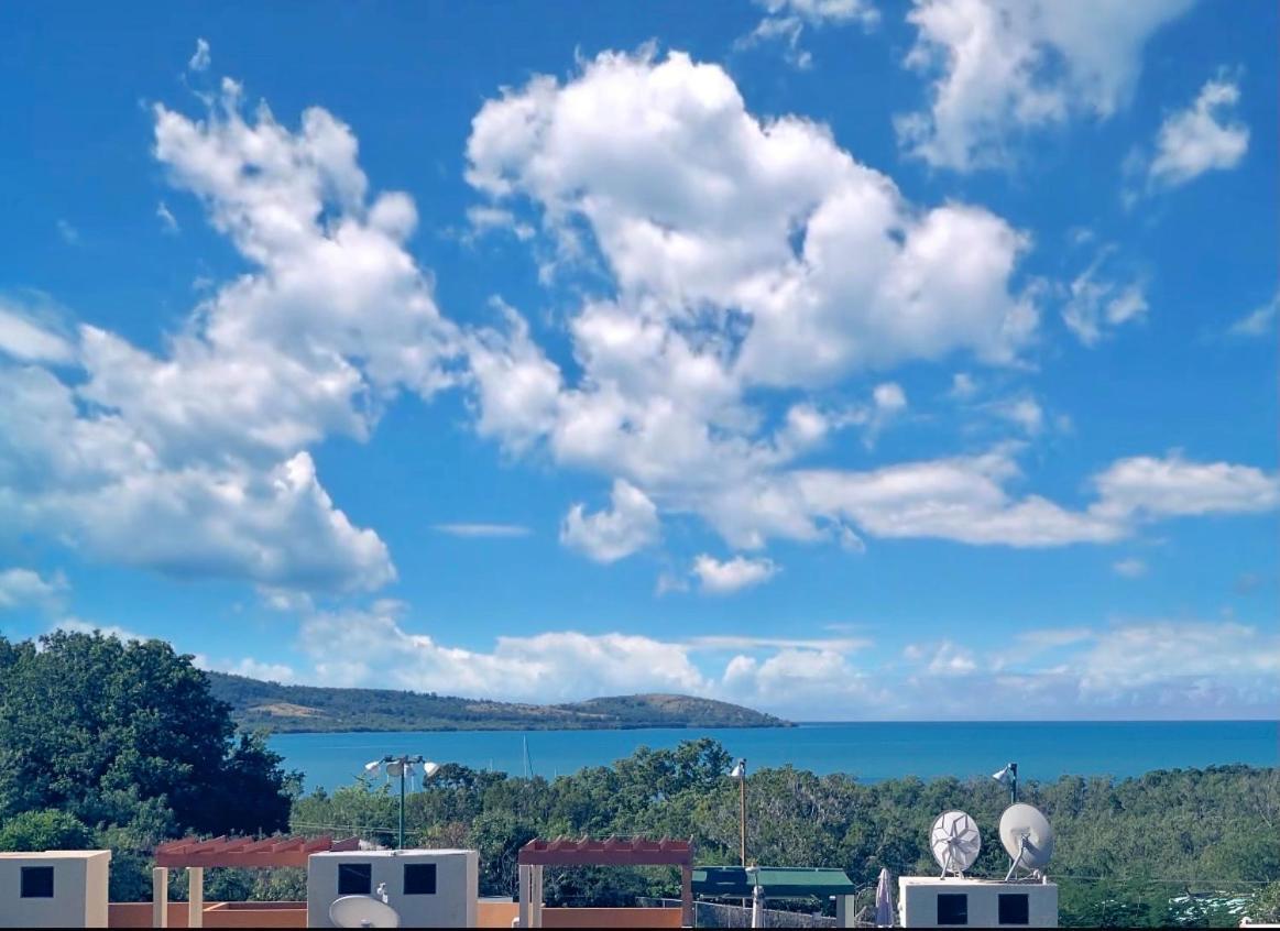 Mar Azul Bay View Apartment โบเคโรน ภายนอก รูปภาพ
